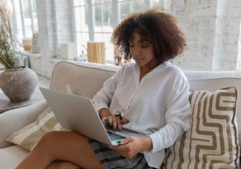 Best 5 White Work Shirts for Women