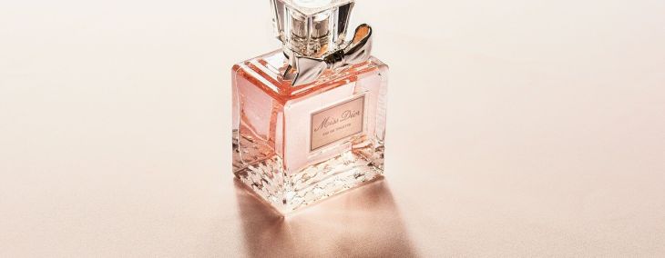 4 Perfume Mistakes to Avoid to Keep Your Scent Longer